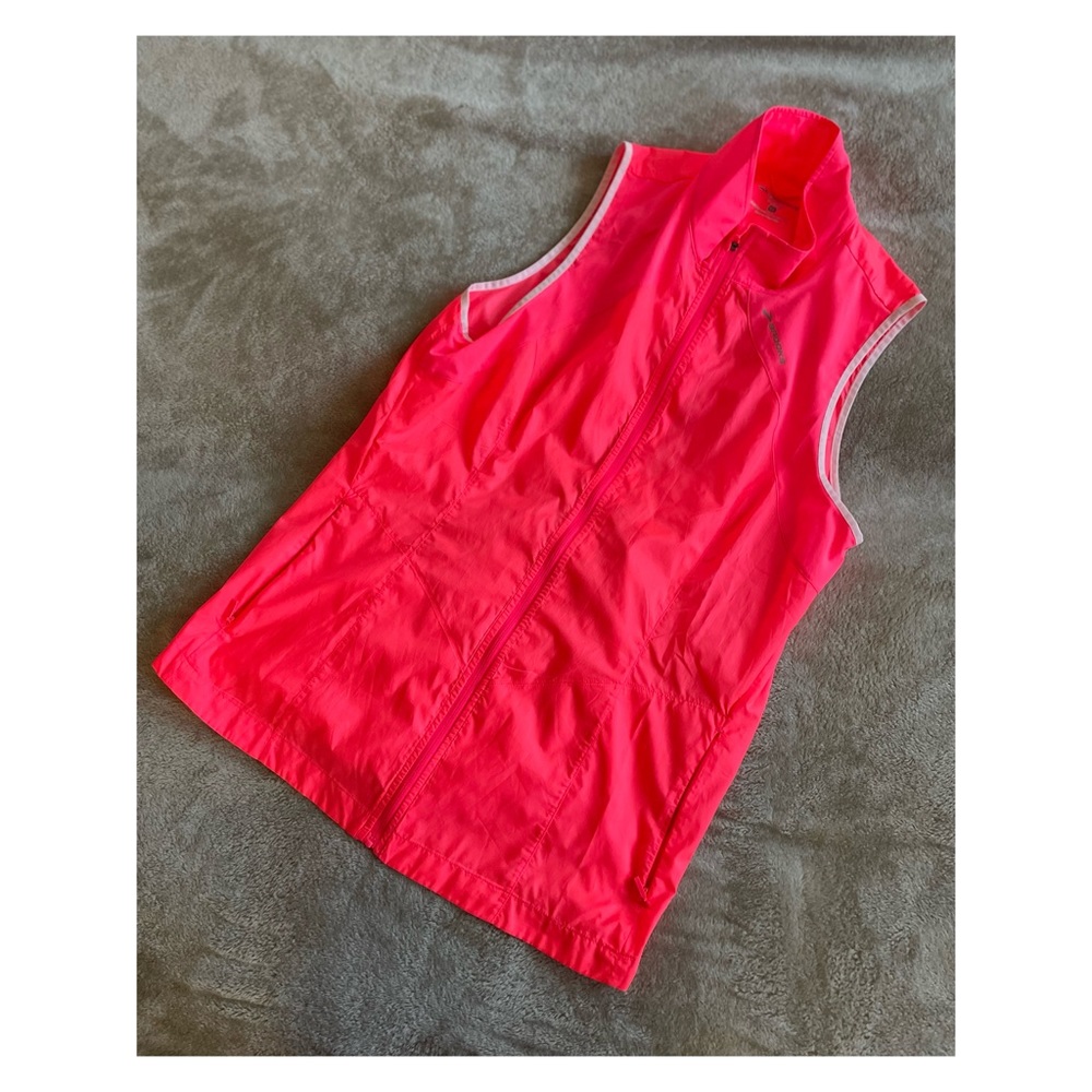 Brooks - hot Pink Windbreaker Running Vest - size XL - like new